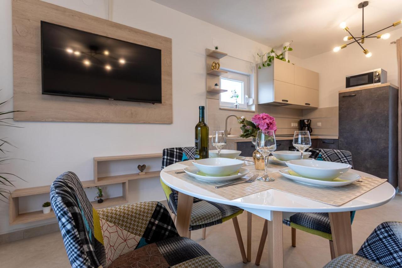 Apartment Ivan Sveti Ivan Dobrinjski Ngoại thất bức ảnh