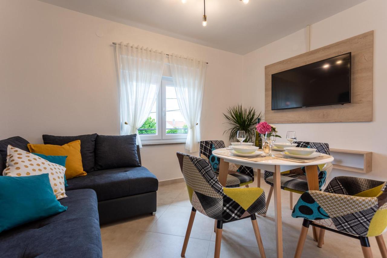 Apartment Ivan Sveti Ivan Dobrinjski Ngoại thất bức ảnh