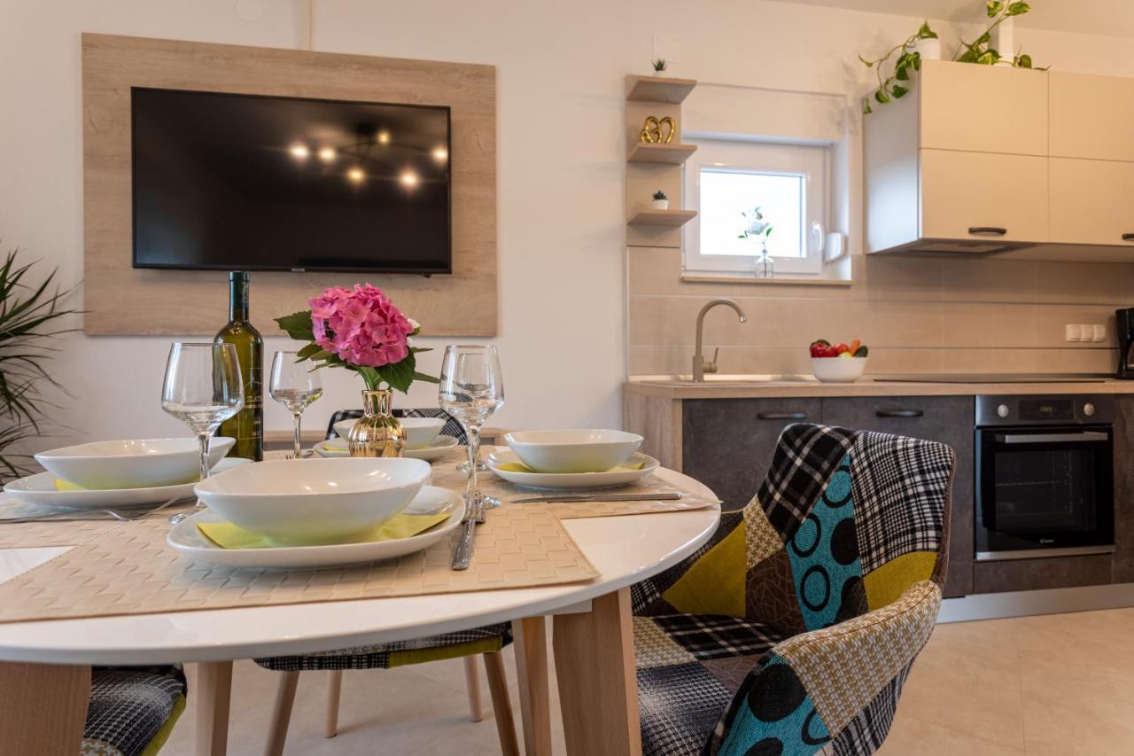 Apartment Ivan Sveti Ivan Dobrinjski Ngoại thất bức ảnh